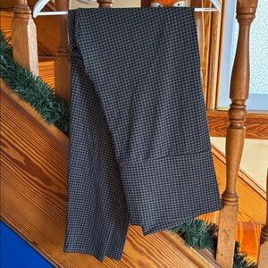 Hatch houndstooth “The Ultimate Before, During & After Legging,” size XL.